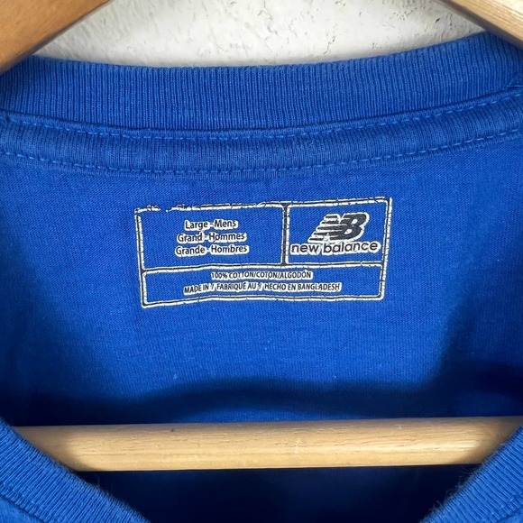 New Balance Men's Crew Neck Solid T-Shirt Short Sleeve Blue Size Large - Picture 2 of 5